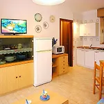 Riviera بيبيوني
