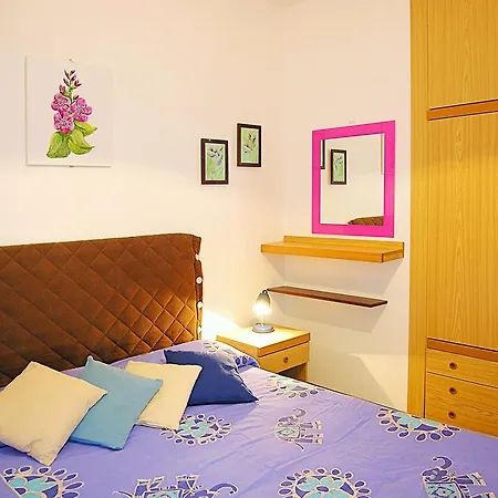 Riviera Apartment *